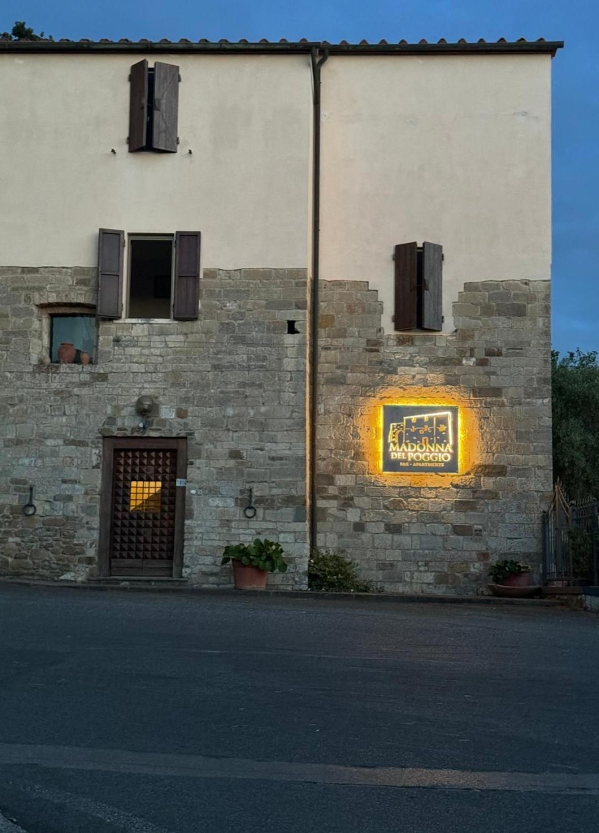 Madonna Del Poggio Cav Aparthotel Scarlino Kültér fotó