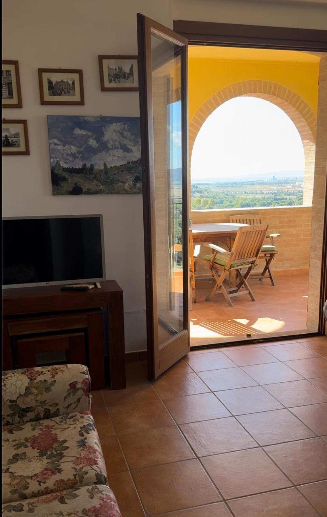 Madonna Del Poggio Cav Aparthotel Scarlino Kültér fotó
