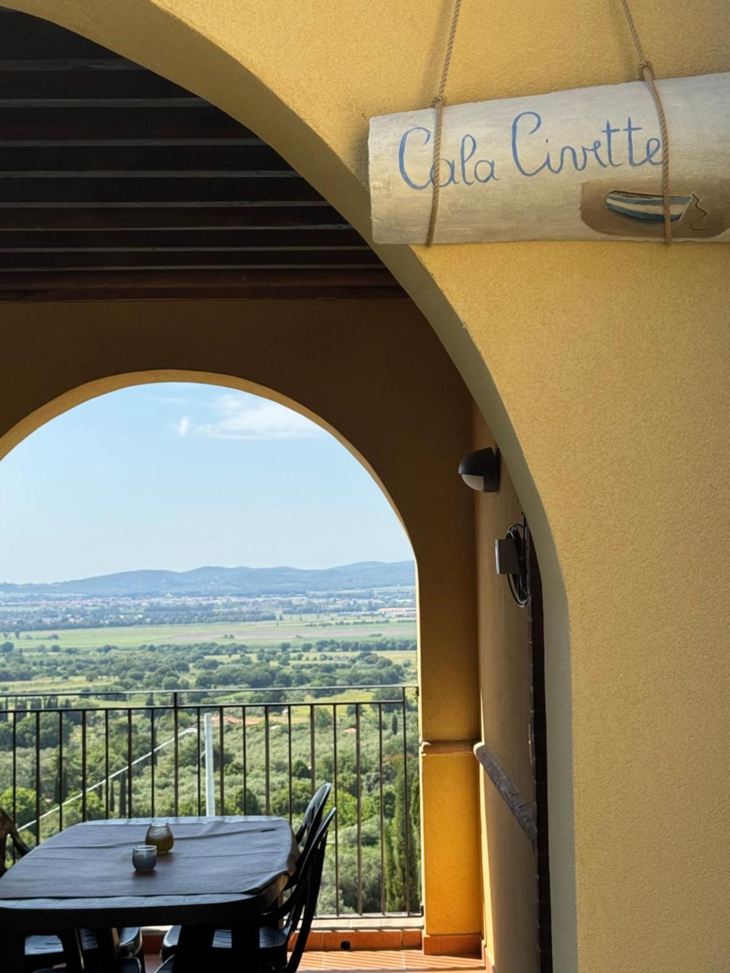 Madonna Del Poggio Cav Aparthotel Scarlino Kültér fotó